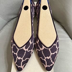 Rothy’s Violet Giraffe Points New in Box sz 11